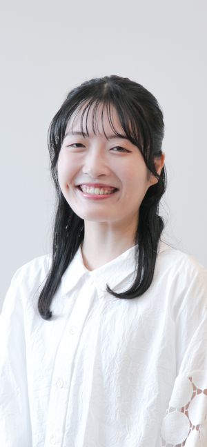 中津 ひかる